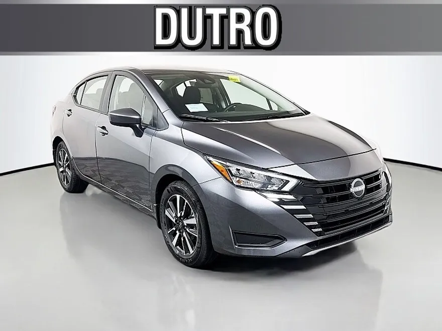 2025 Nissan Versa 1.6 SV photo 1
