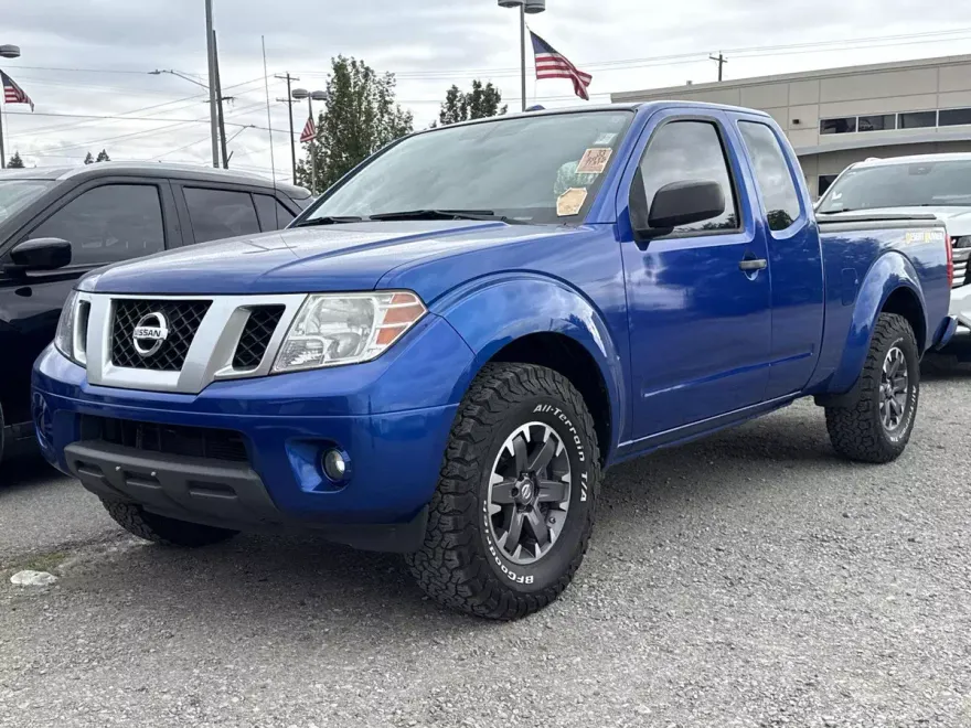 2015 Nissan Frontier Desert Runner photo 1