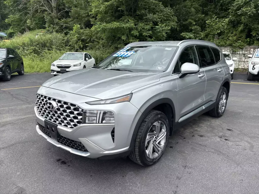 2022 Hyundai Santa Fe SEL photo 1