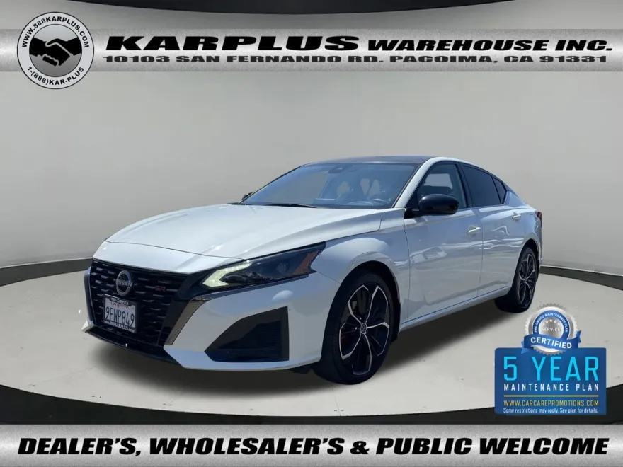 2023 Nissan Altima 2.5 SR photo 1