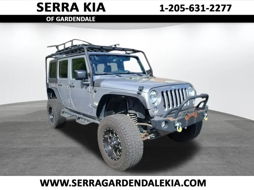 2017 Jeep Wrangler Unlimited Sahara photo 1