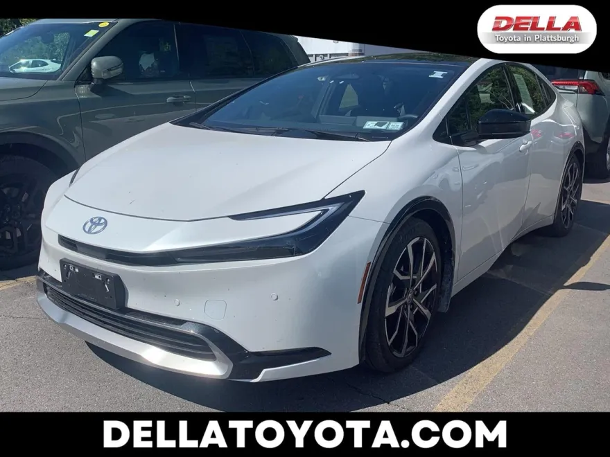 2025 Toyota Prius Plug-in Hybrid XSE photo 1