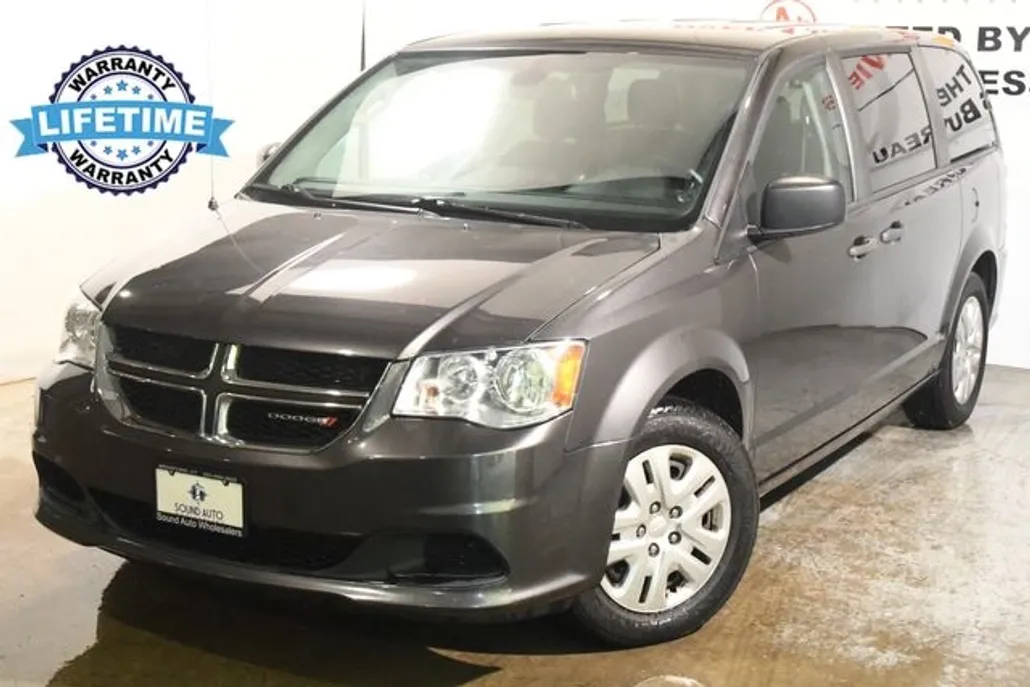 2019 Dodge Grand Caravan SE photo 1
