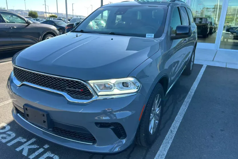 2023 Dodge Durango SXT photo 1
