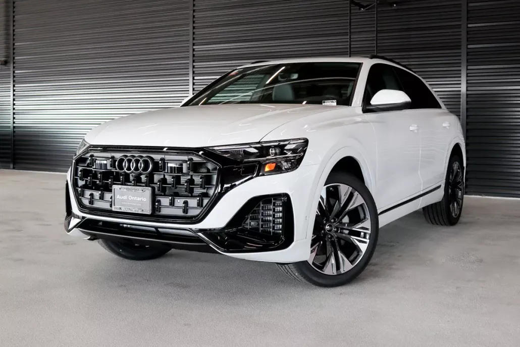 2025 Audi Q8 55 Premium photo 1
