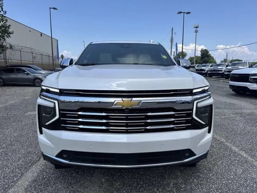 2025 Chevrolet Tahoe Premier photo 1