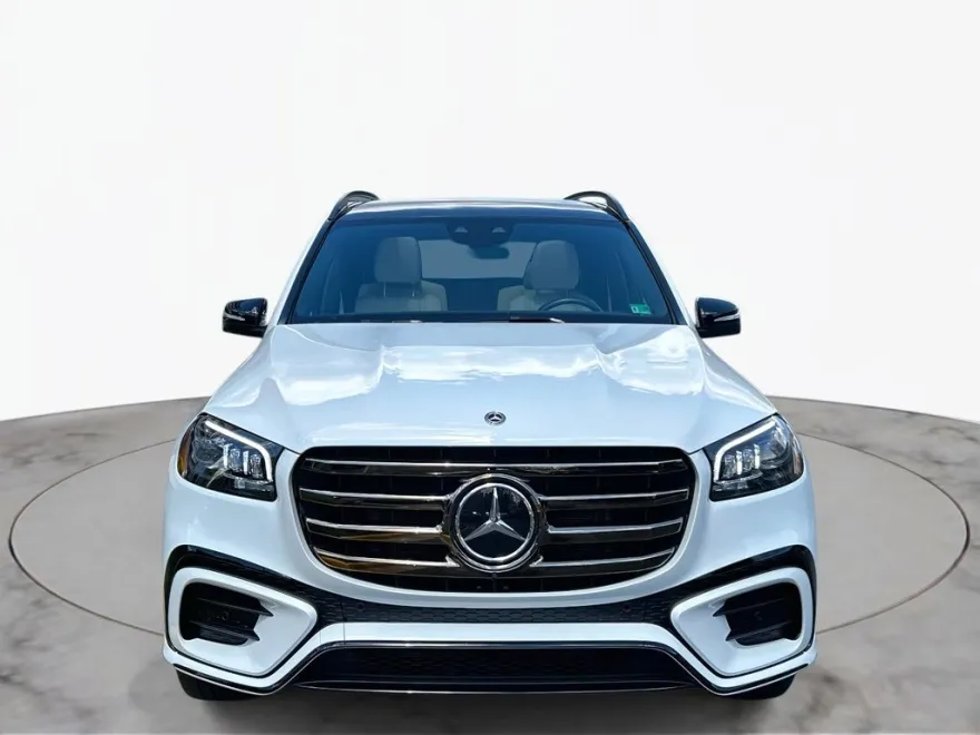 2025 Mercedes Benz GLS 450 4MATIC photo 1