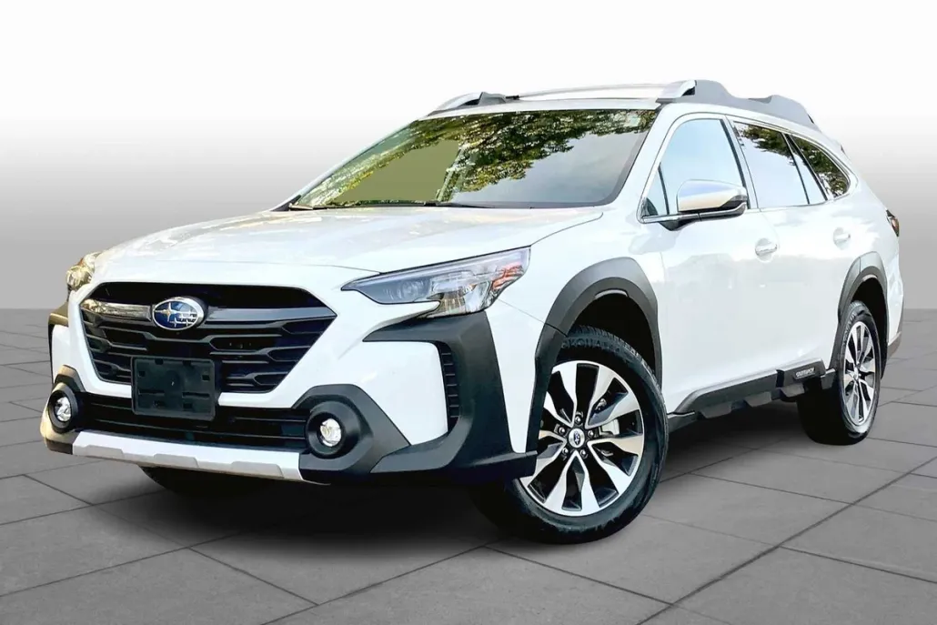 2025 Subaru Outback Touring XT photo 1