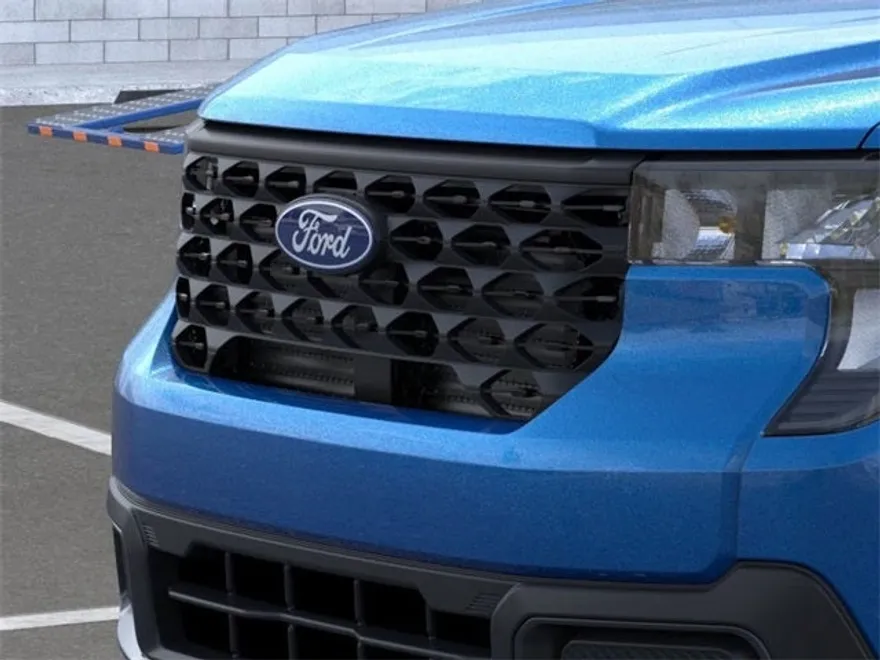 2025 Ford Maverick XLT photo 1