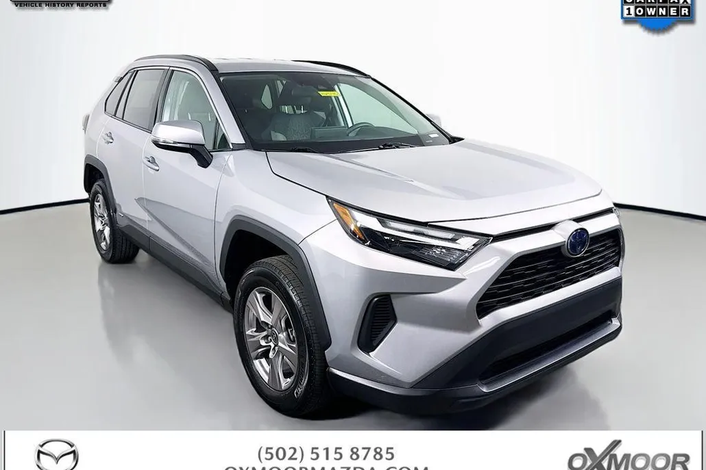 2023 Toyota RAV4 Hybrid XLE photo 1