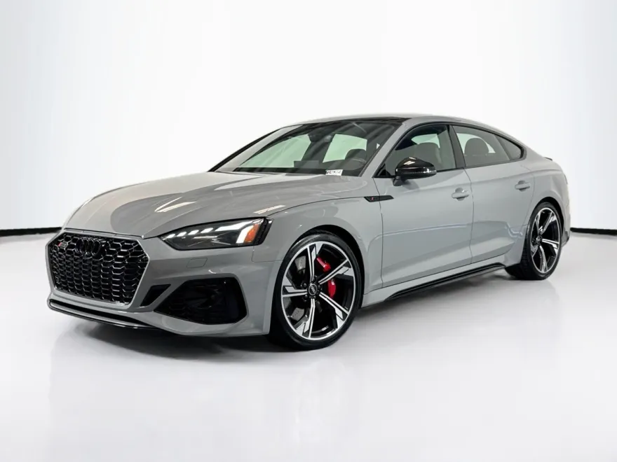 2023 Audi RS 5 photo 1