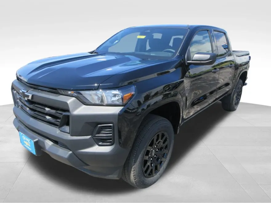 2026 Chevrolet Colorado Work Truck photo 1