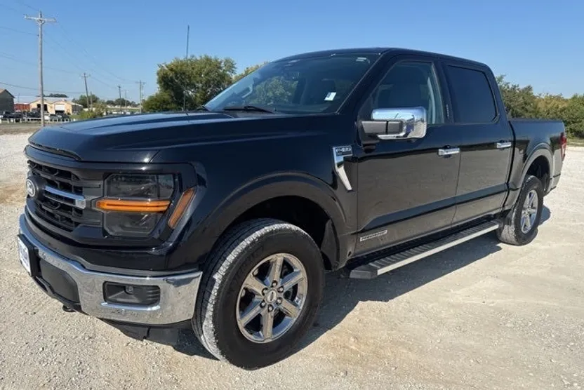 2024 Ford F-150 XLT photo 1