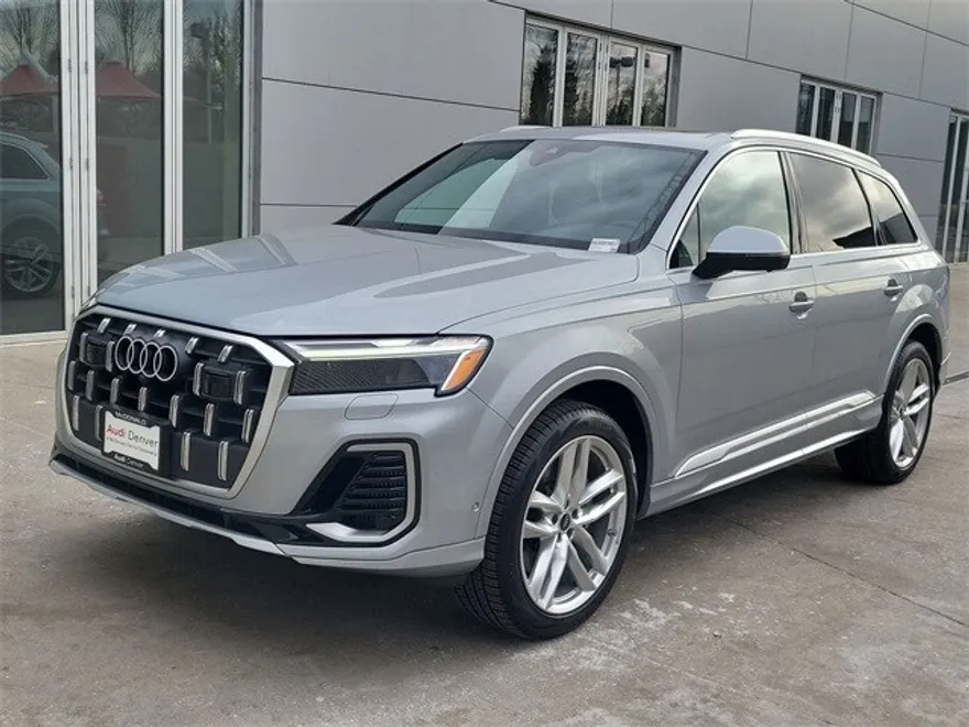 2025 Audi Q7 Premium Plus photo 1
