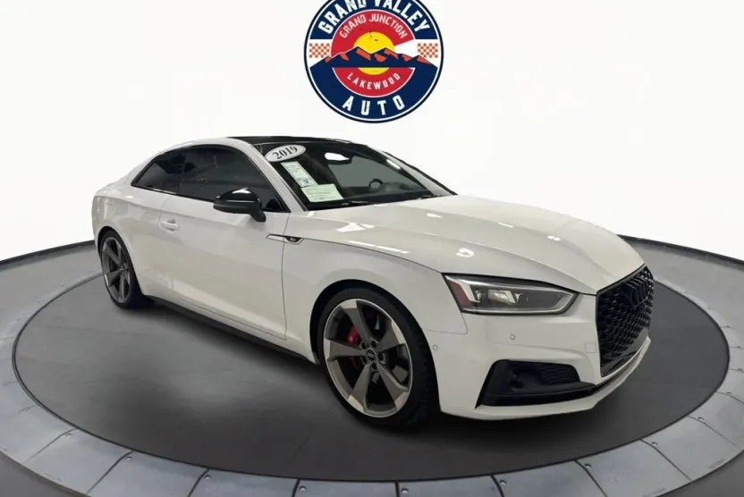 2019 Audi S5 Prestige photo 1