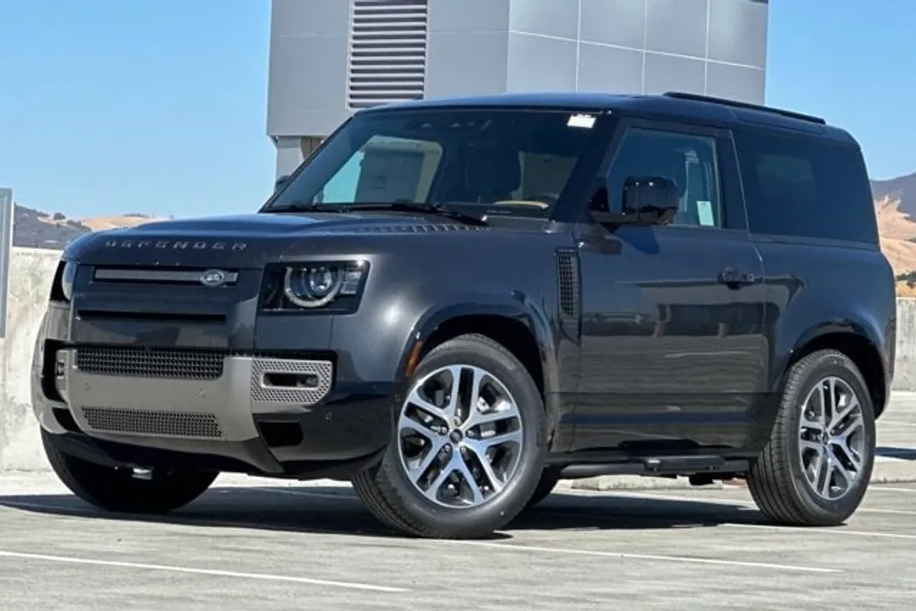 2024 Land Rover Defender 90 X-Dynamic SE photo 1