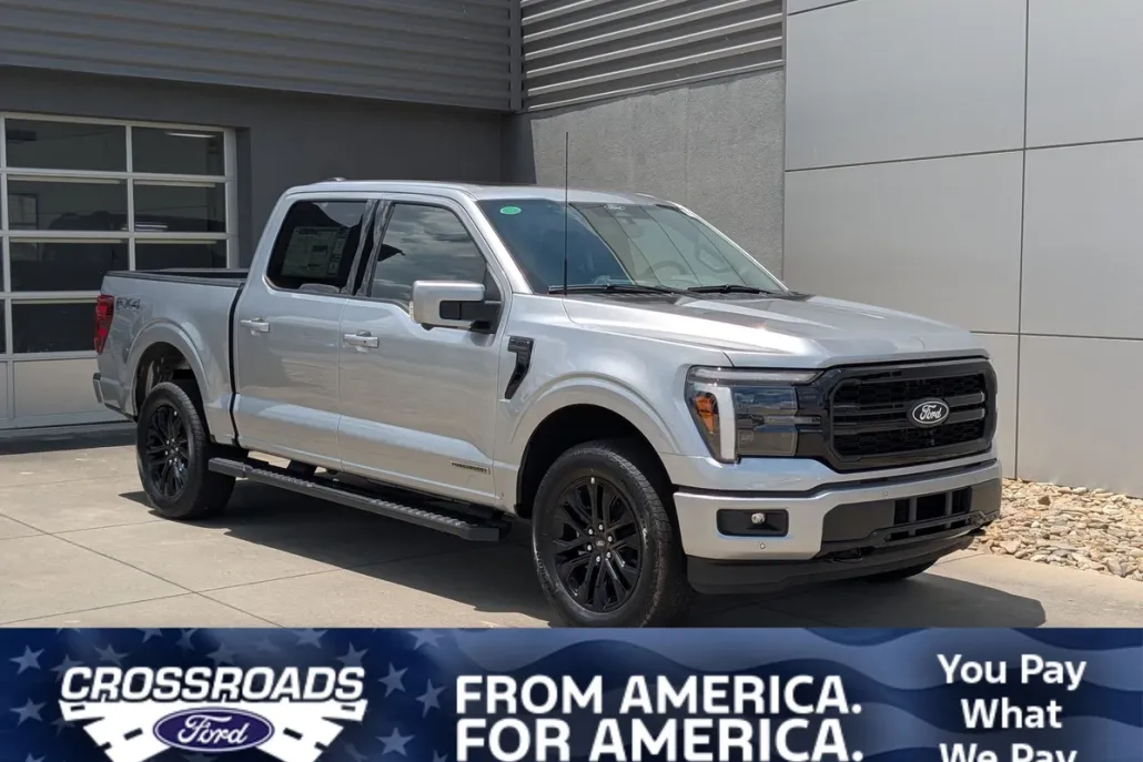 2025 Ford F-150 Lariat photo 1