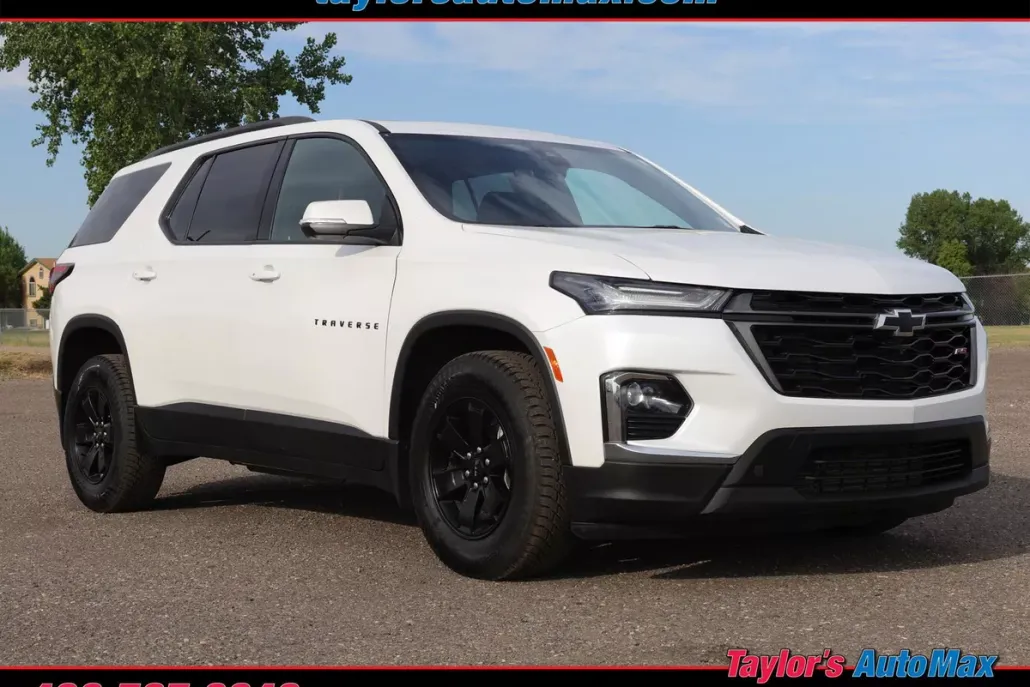 2023 Chevrolet Traverse RS photo 1
