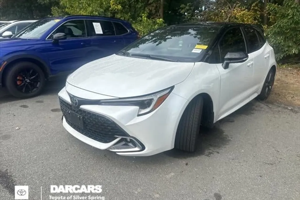 2023 Toyota Corolla XSE photo 1