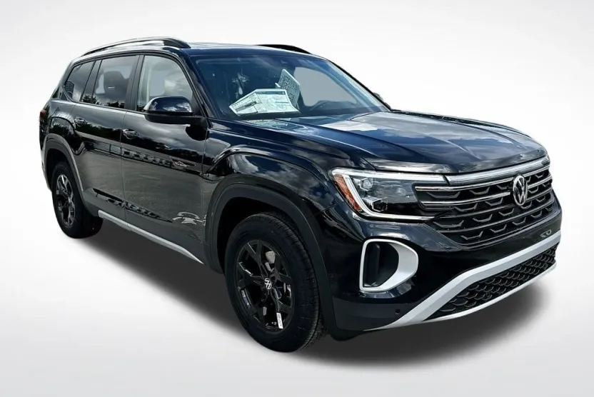 2026 Volkswagen Atlas Peak Edition SE photo 1