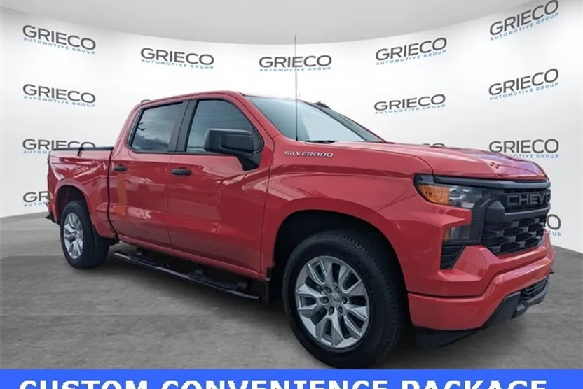 2023 Chevrolet Silverado 1500 Custom photo 1