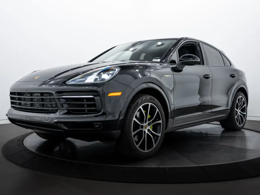 2022 Porsche Cayenne E-Hybrid Coupe photo 1