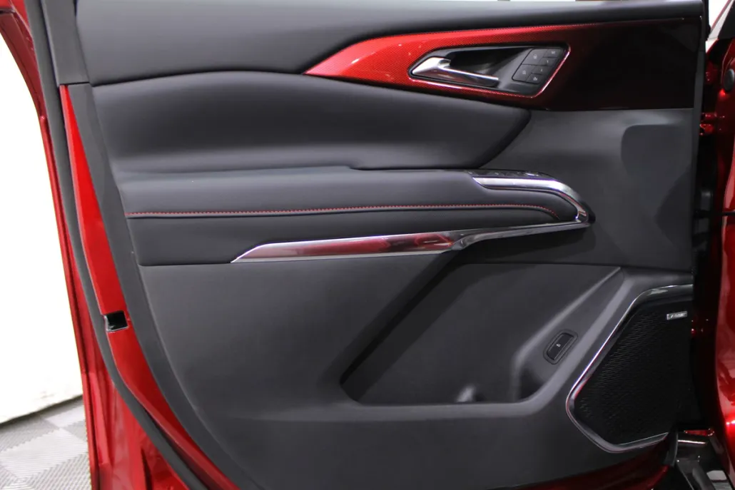 2025 Chevrolet Traverse RS photo 1