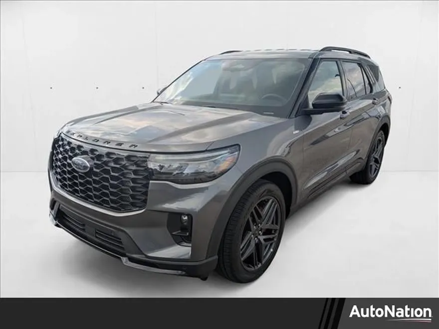 2025 Ford Explorer ST-Line photo 1