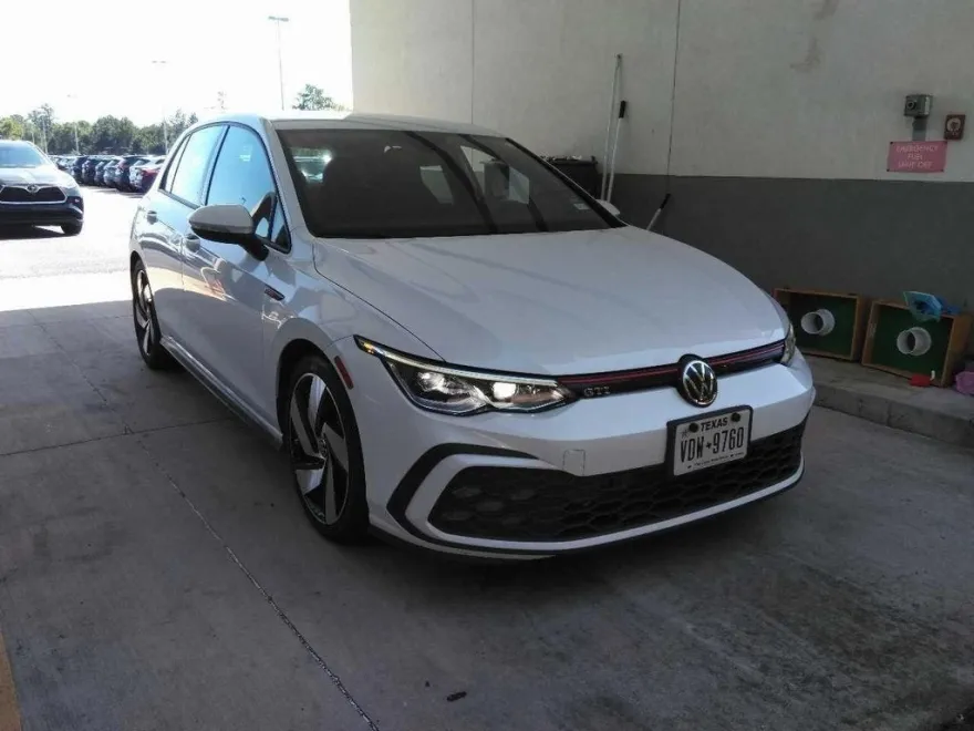 2024 Volkswagen Golf GTI S photo 1