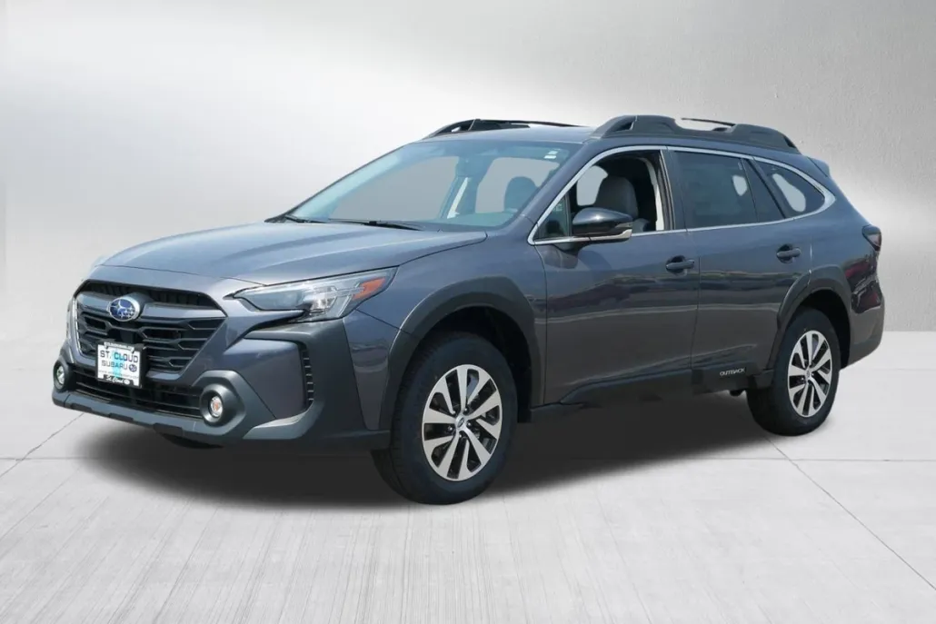 2025 Subaru Outback Premium photo 1