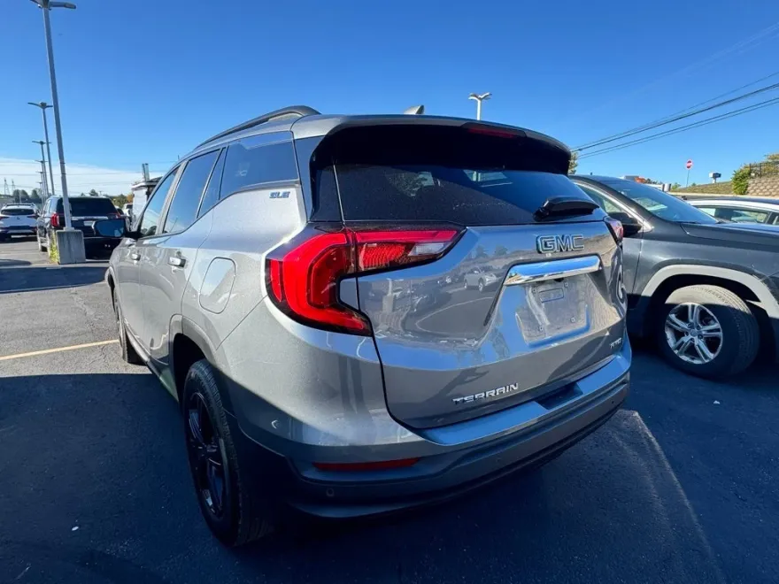 2021 Gmc Terrain SLE photo 1