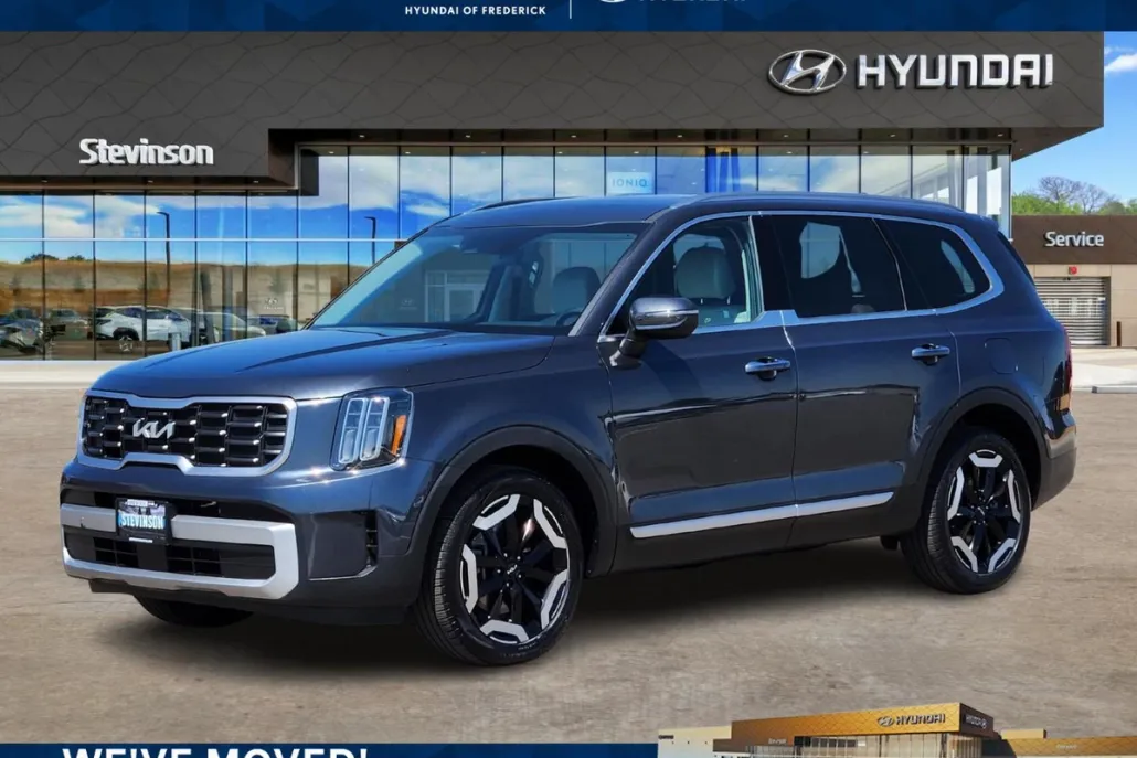 2024 Kia Telluride S photo 1