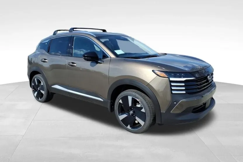 2026 Nissan Kicks SR photo 1