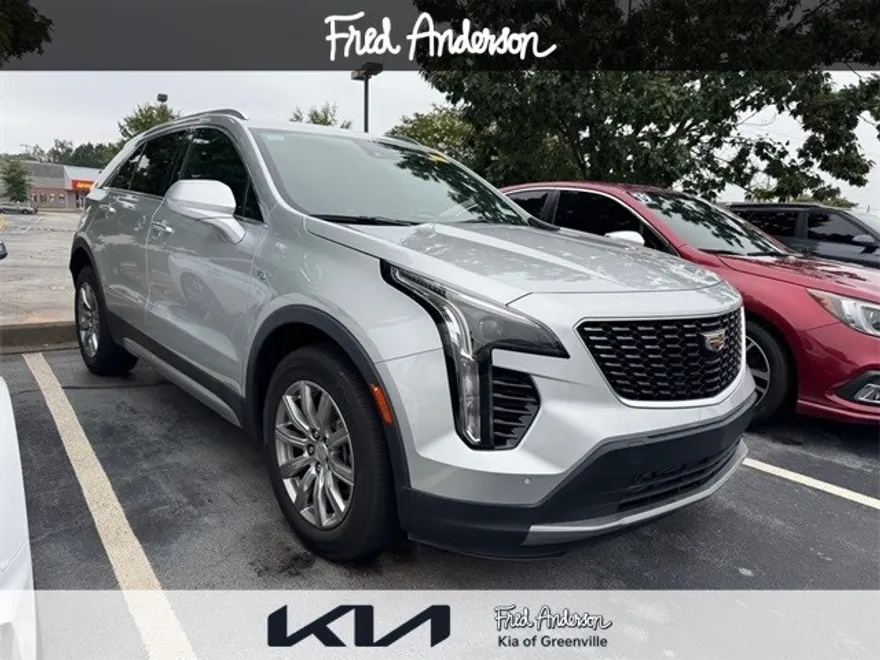 2020 Cadillac XT4 Premium Luxury photo 1