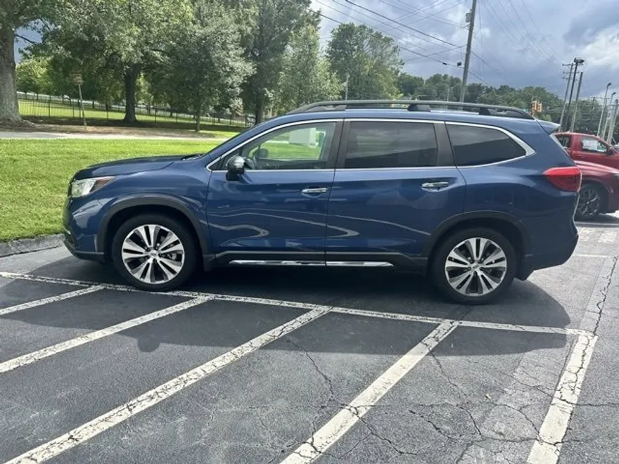 2021 Subaru Ascent Touring photo 1