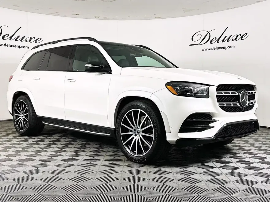 2023 Mercedes Benz GLS 450 AMG 4MATIC photo 1