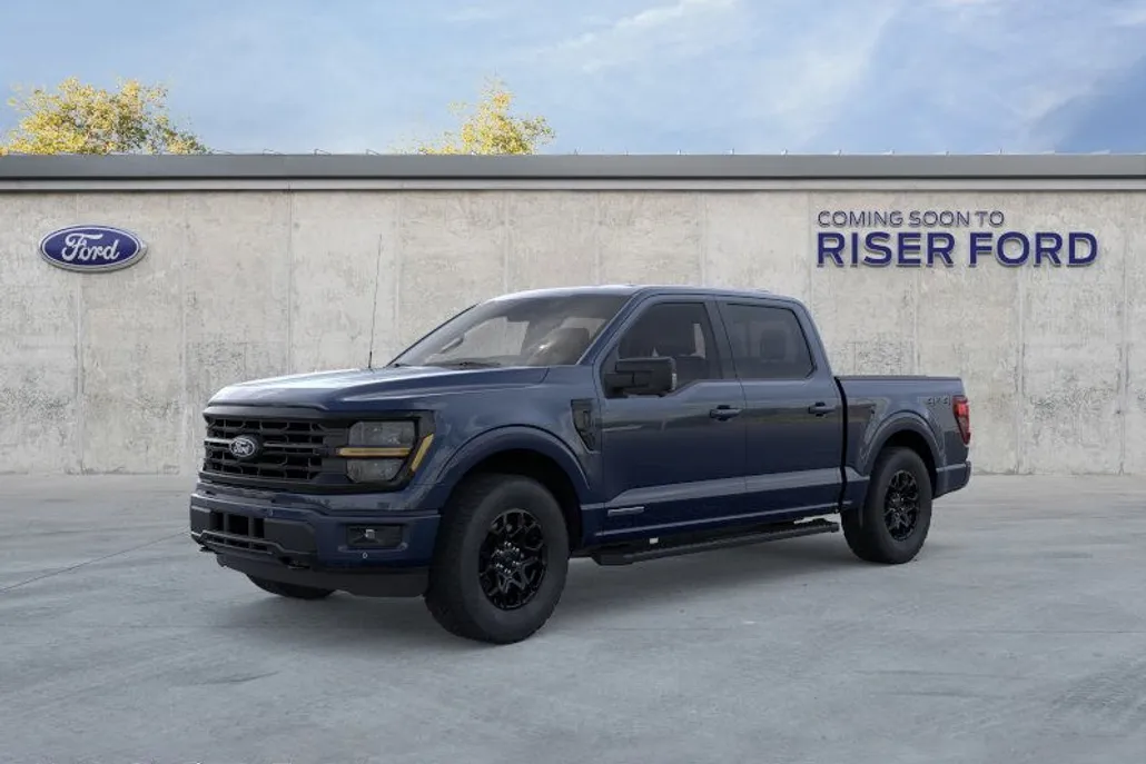 2025 Ford F-150 XLT photo 1