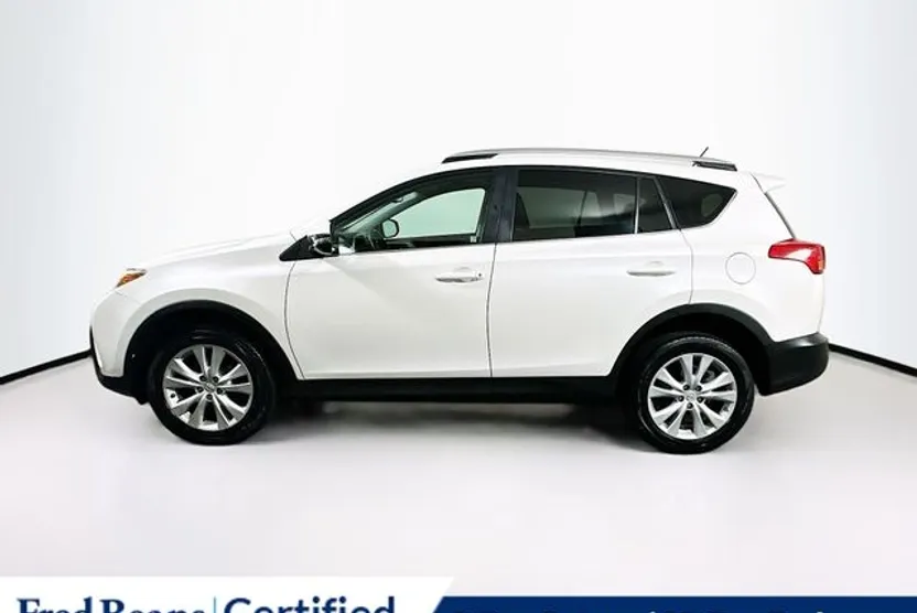 2014 Toyota RAV4 Limited photo 1