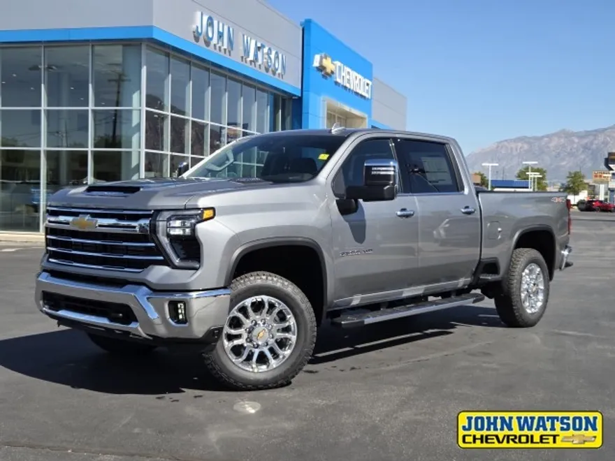2025 Chevrolet Silverado 3500HD LTZ photo 1
