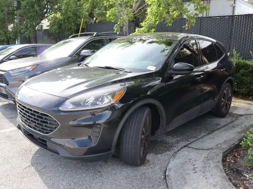 2022 Ford Escape SE photo 1