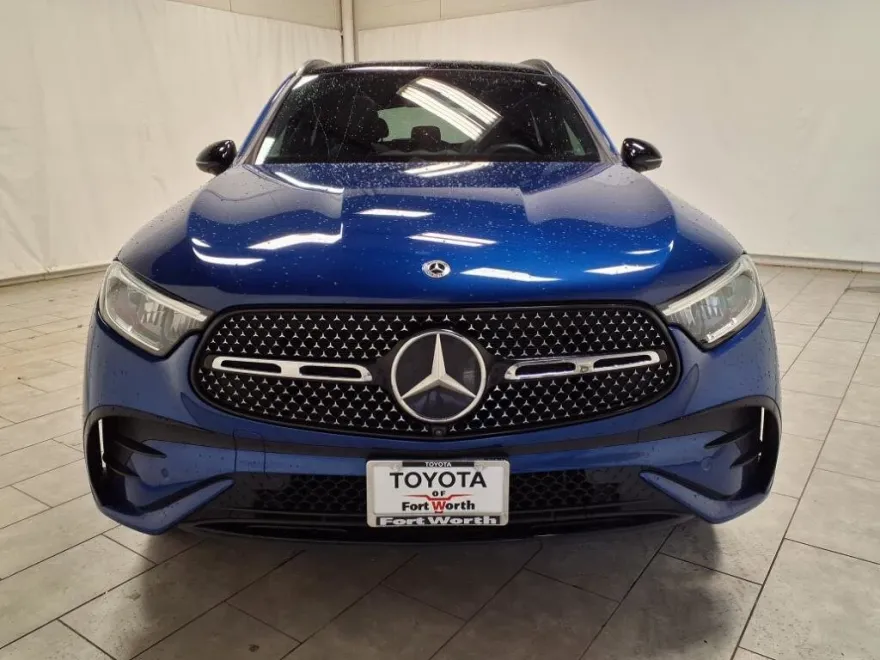 2023 Mercedes Benz GLC 300 4MATIC photo 1