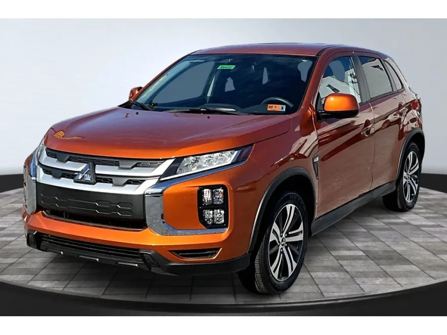 2025 Mitsubishi Outlander Sport ES photo 1
