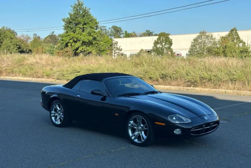 2004 Jaguar XK 8 Convertible photo 1