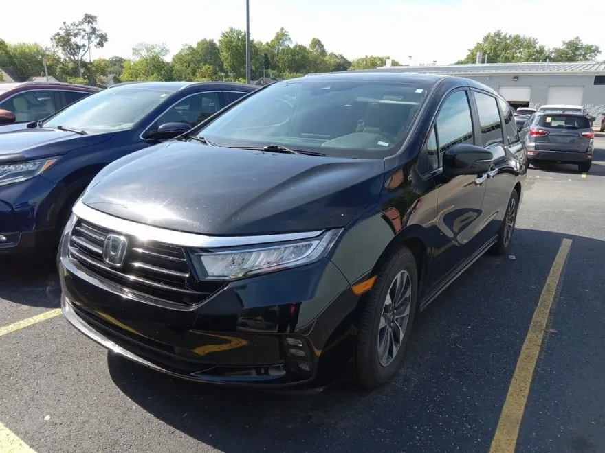 2024 Honda Odyssey EX-L photo 1