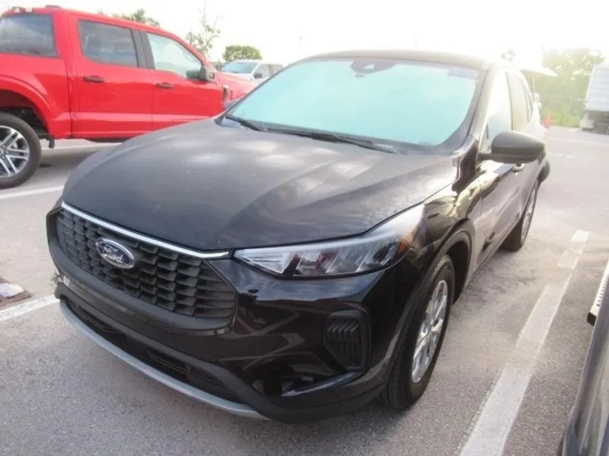 2023 Ford Escape Active photo 1