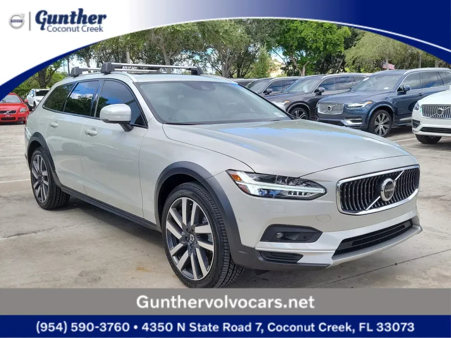 2021 Volvo V90 Inscription photo 1