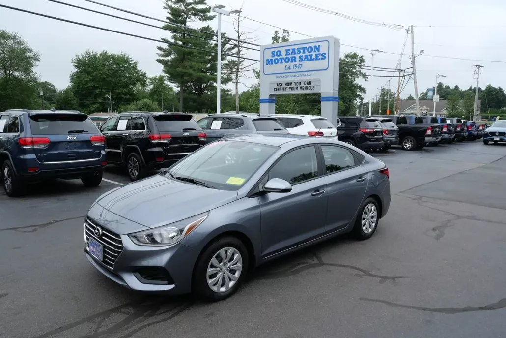 2020 Hyundai Accent SE photo 1