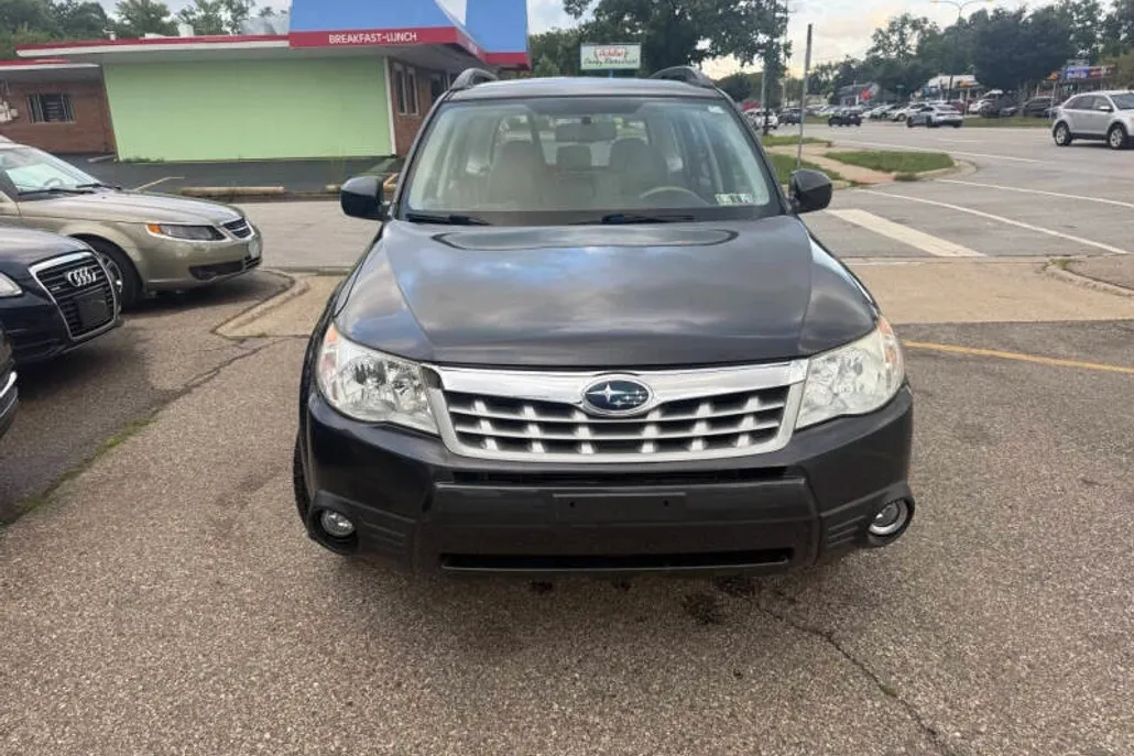 2011 Subaru Forester 2.5X photo 1