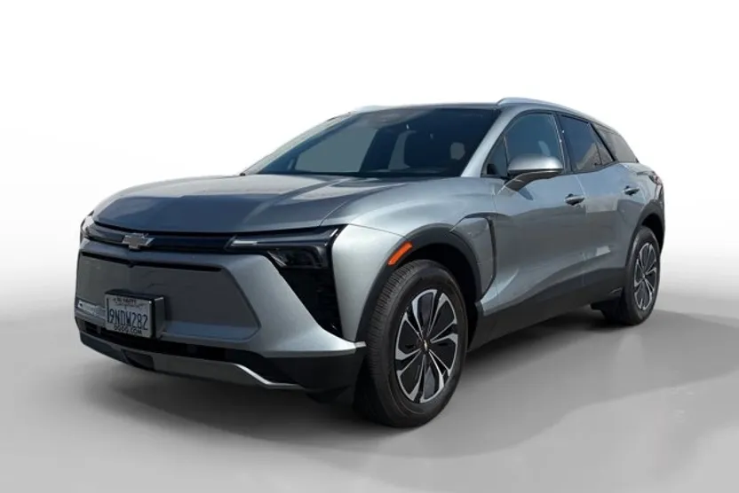 2024 Chevrolet Blazer EV photo 1