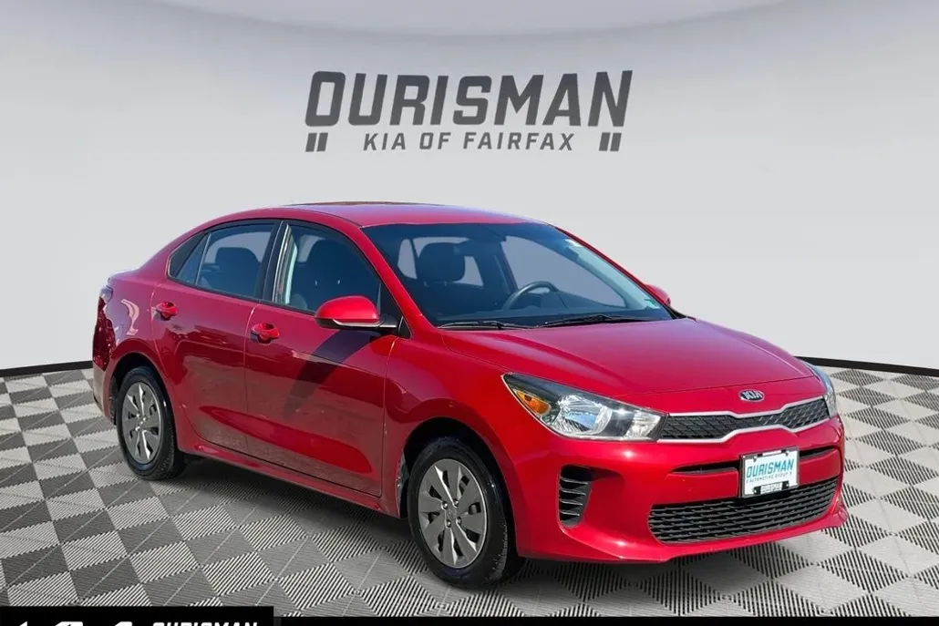 2020 Kia Rio S photo 1
